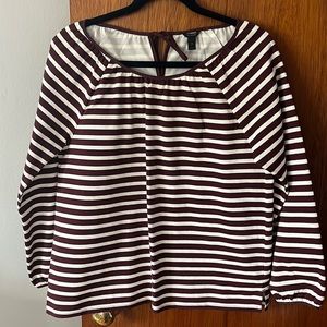 Boatneck top